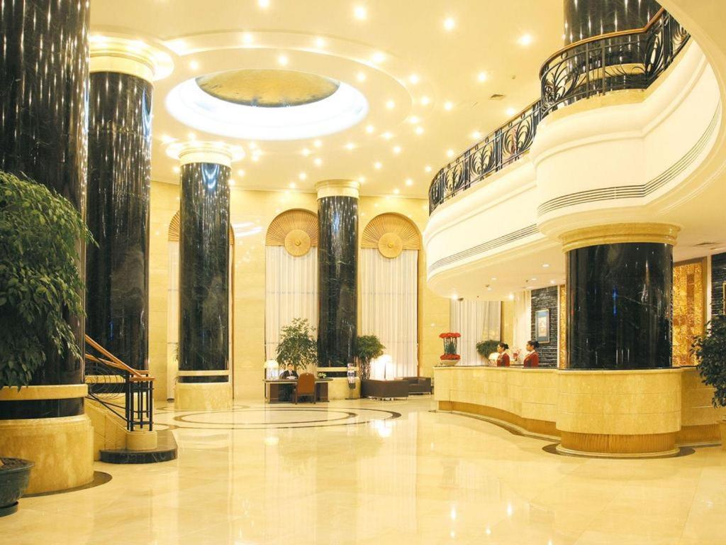 Dalian Liangyun Hotel Eksteriør billede