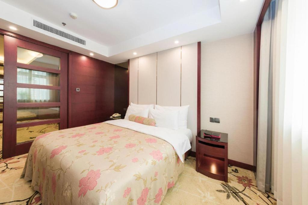 Dalian Liangyun Hotel Eksteriør billede